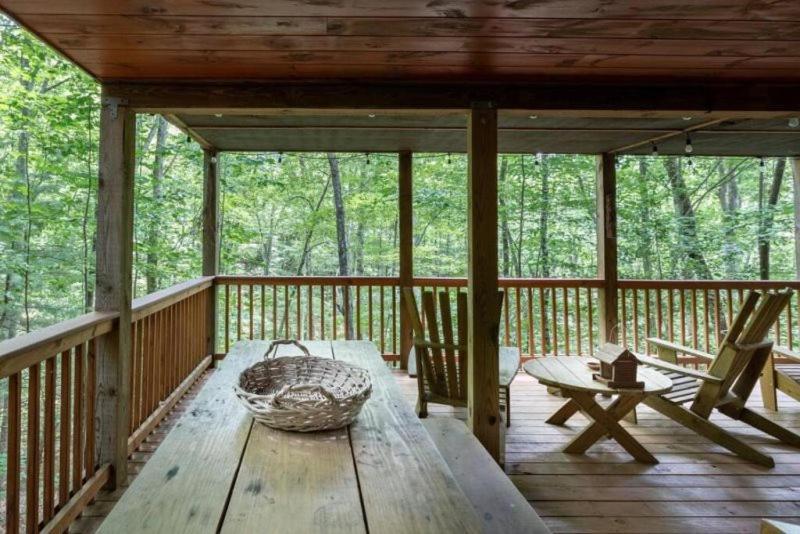 הוילה בלו רידג' Mountain Spirit Cabin - Fireplace And Hot Tub מראה חיצוני תמונה